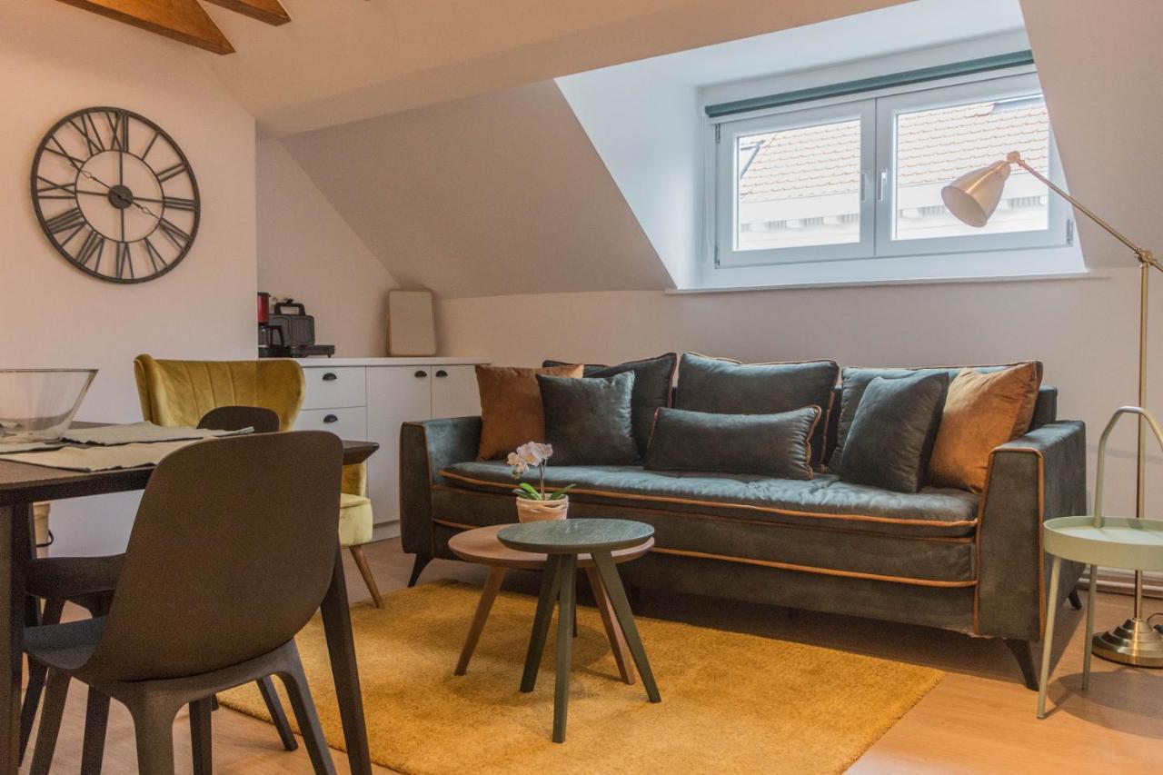 Quartier Louise Studios Bruselas Exterior foto