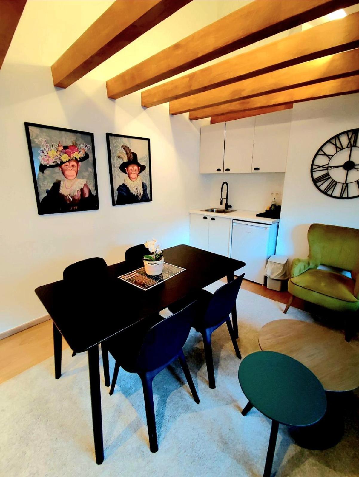 Quartier Louise Studios Bruselas Exterior foto